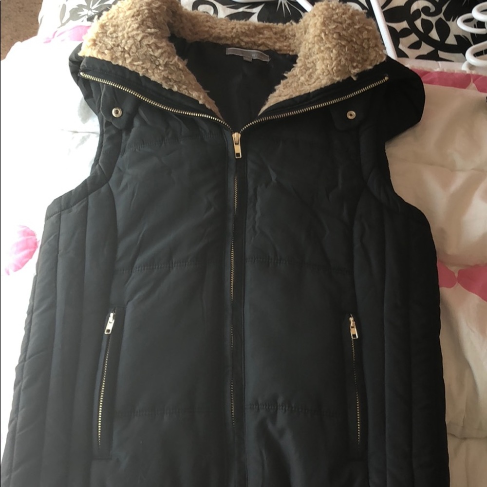 black vest with brown wool